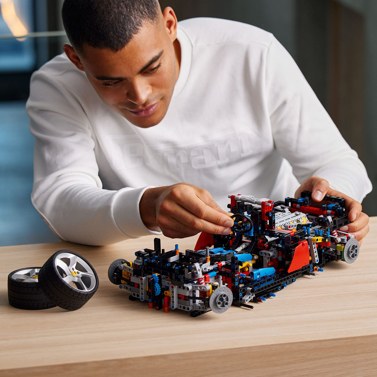 1:8 Scale Race Car Model Building Kit C2037